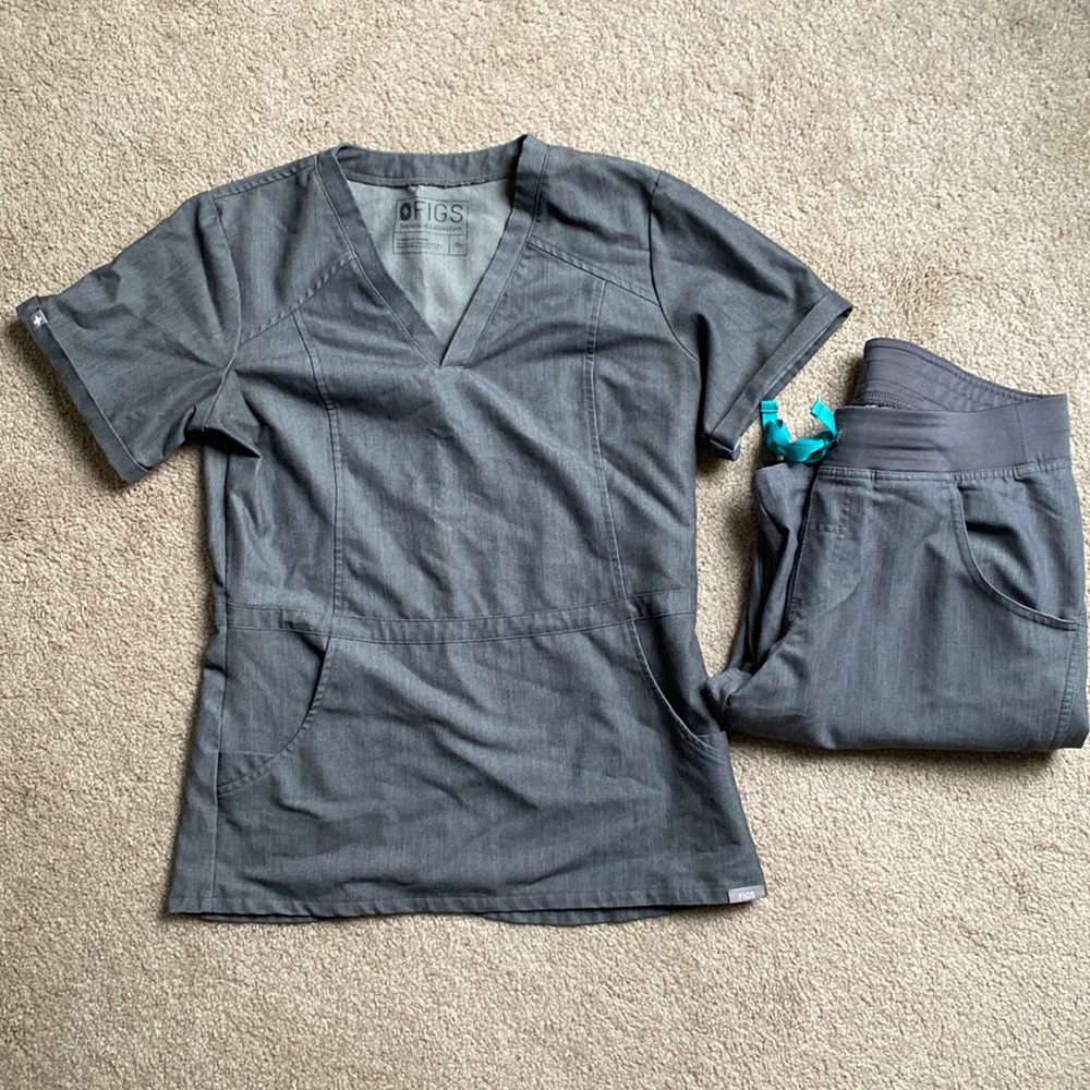 Figs scrub set